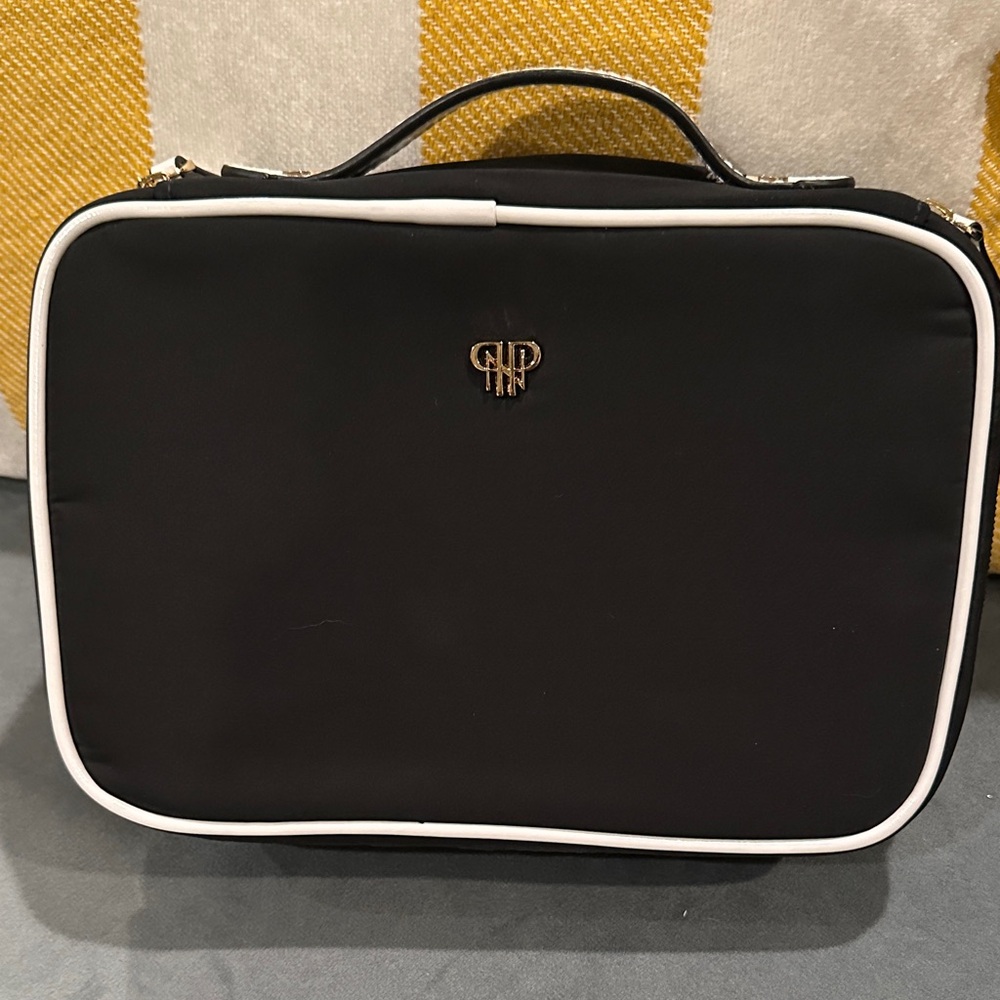 PurseN Black Cosmetic Travel  Bag